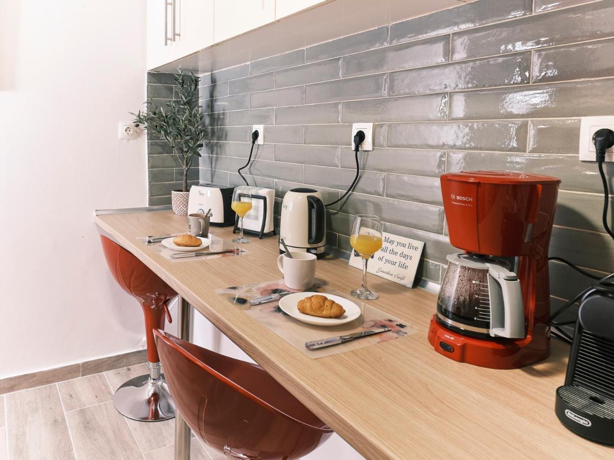 "Under The Olive Tree"- Beautiful Apartment In The Heart Of Aten Exteriör bild
